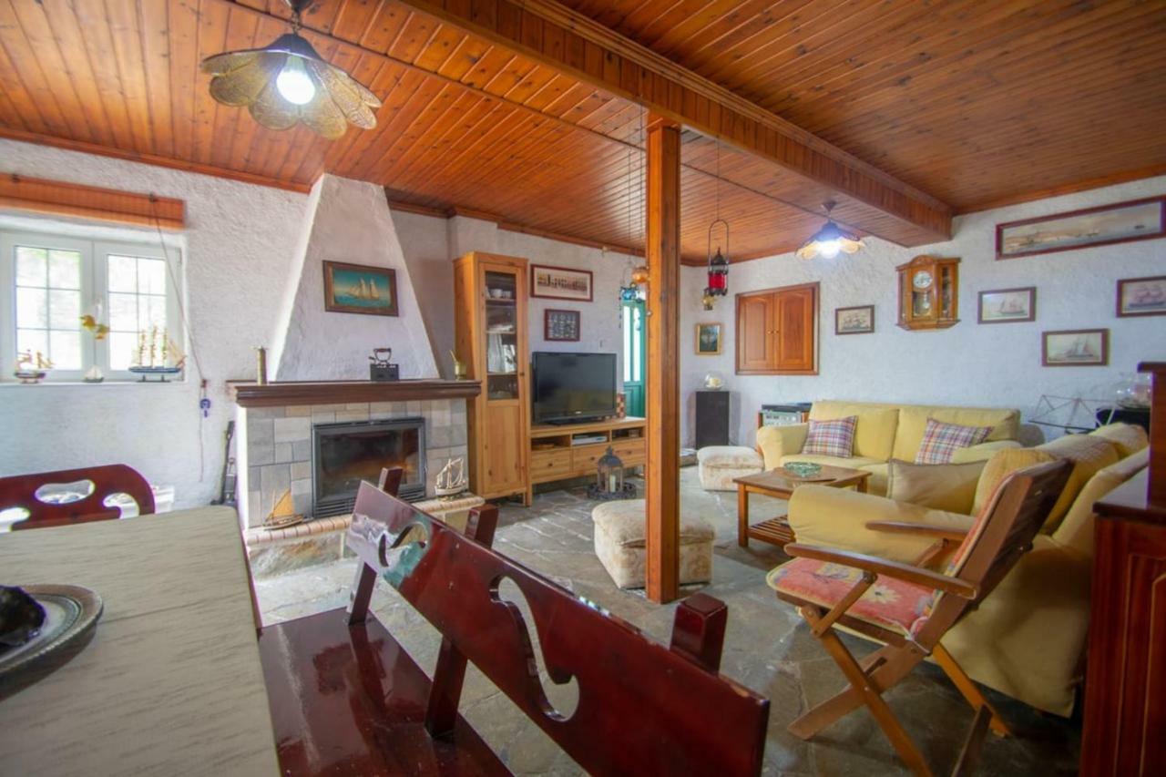Traditional Village House Méson Yerakaríon Екстериор снимка